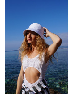 Cappello bob in cotone bianco 2