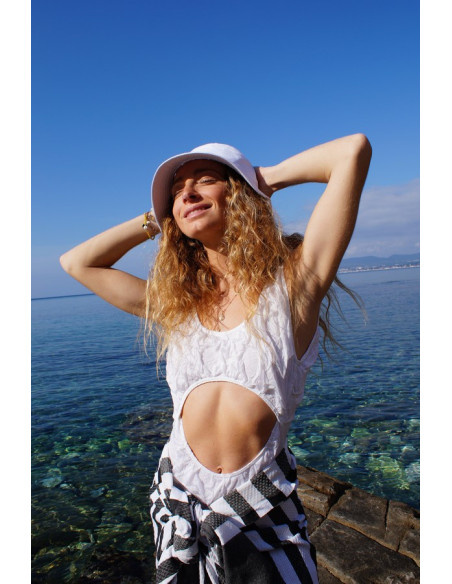 White cotton bucket hat