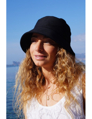 Black cotton bucket hat